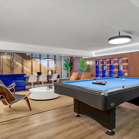 The Newel Acropolis Aparthotel 3*